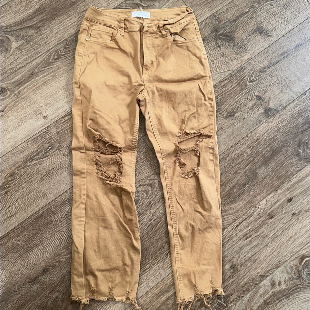 Women's Tan Distressed Cropped Jeans with Frayed Hem